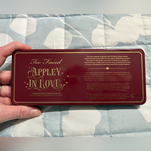 Too Faced Appley In Love Eyeshadow Palette - Picture 2 of 6